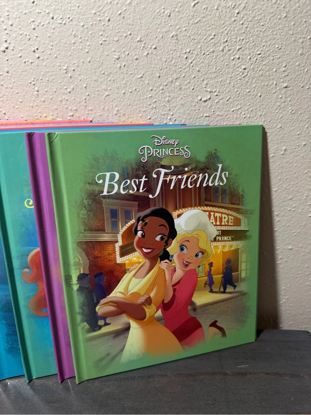 Lot of 16 Disney Princess books- great condition- please read description